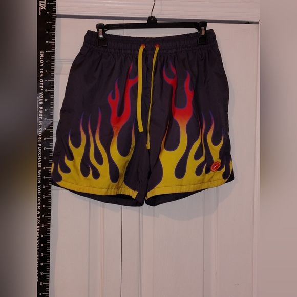 Nike Black Athletic Shorts Nwot Rare - Picture 1 of 11